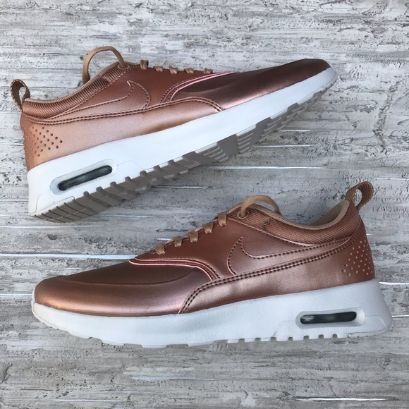 Nike Air Max Thea SE Metallic Red Bronze - Picture 4 of 16
